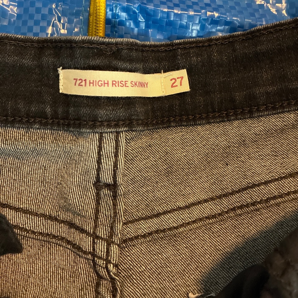 Levi’s 721 high rise skinny